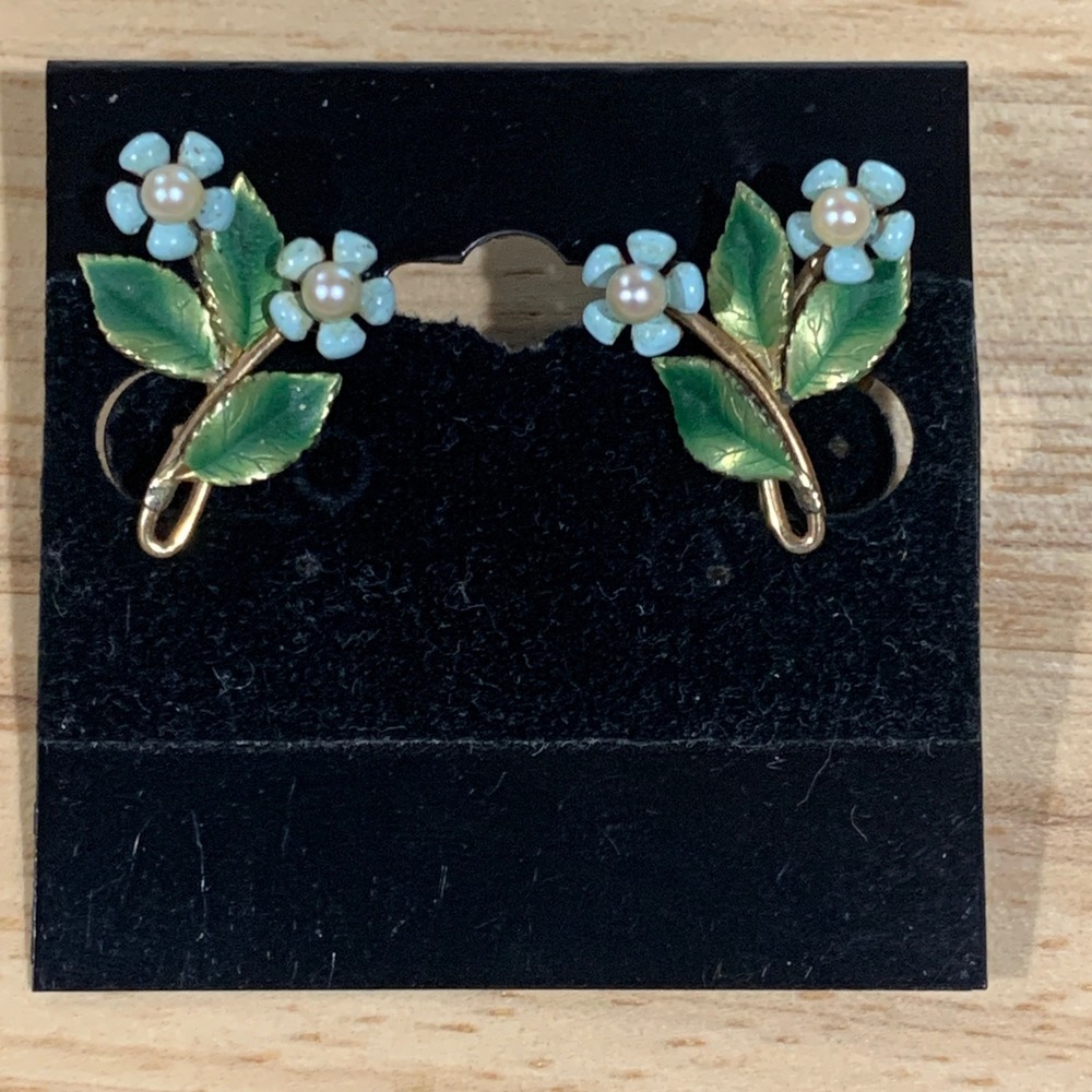 Unbranded Floral Earrings Womens OS Blue Enamel Pearl Screw Back Vintage Flower